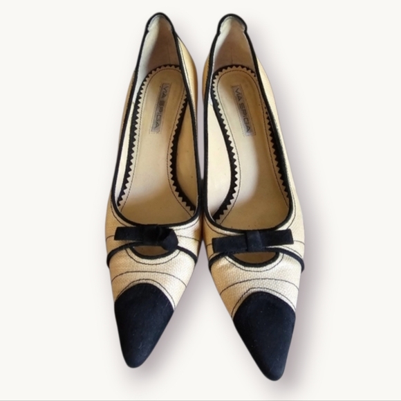 Via Spiga Beige canvas Black Suede Bow Accent Y2K Pointed Toe Heels Shoes sz 10 - Picture 1 of 11